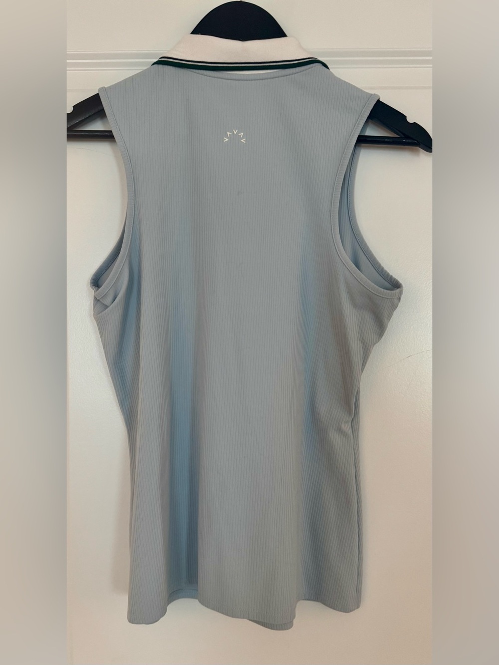 Varley Performance Tank/ Preloved/ Great Condition/ Small - Picture 9 of 9